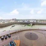 In By Marina Views * Blankenberge