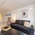 In By Marina Views Apartment