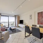 In By Marina Views Apartment