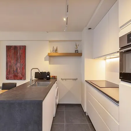 In By Marina Views Апартаменты Бланкенберге