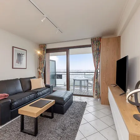 公寓 In By Marina Views