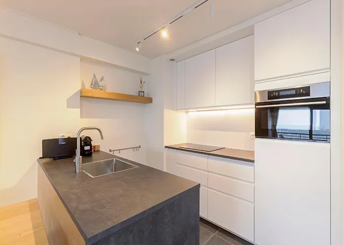 In By Marina Views 公寓 *