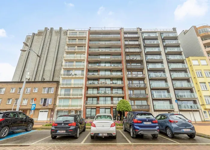 In By Marina Views 布兰肯贝赫