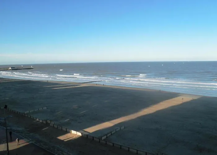 In By Marina Views 公寓