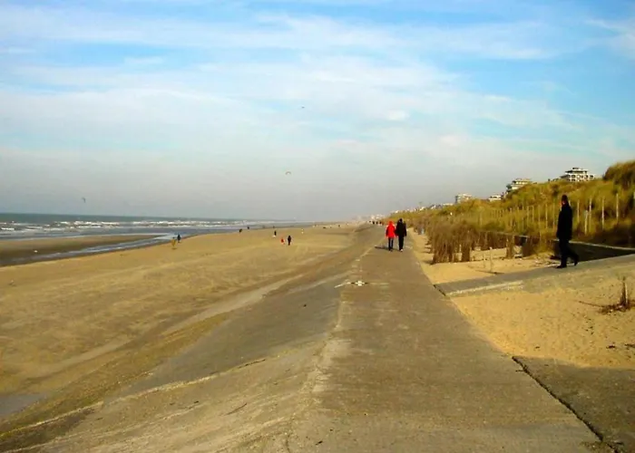 公寓 In By Marina Views *