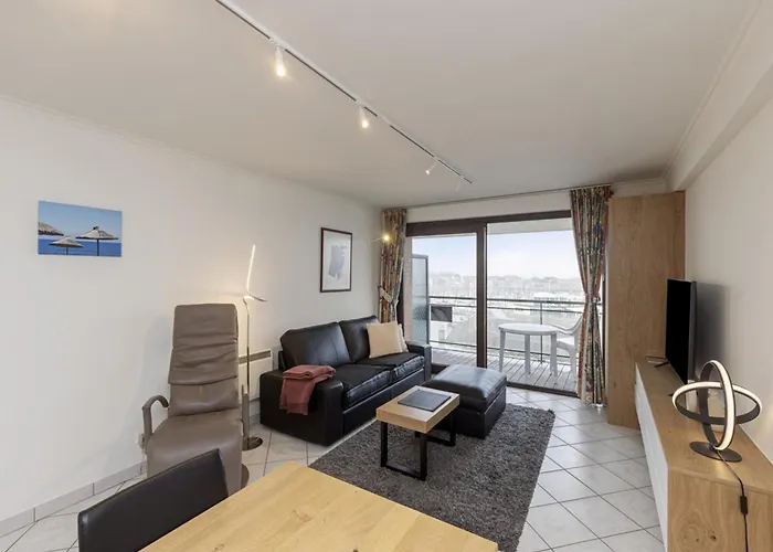 公寓 In By Marina Views *